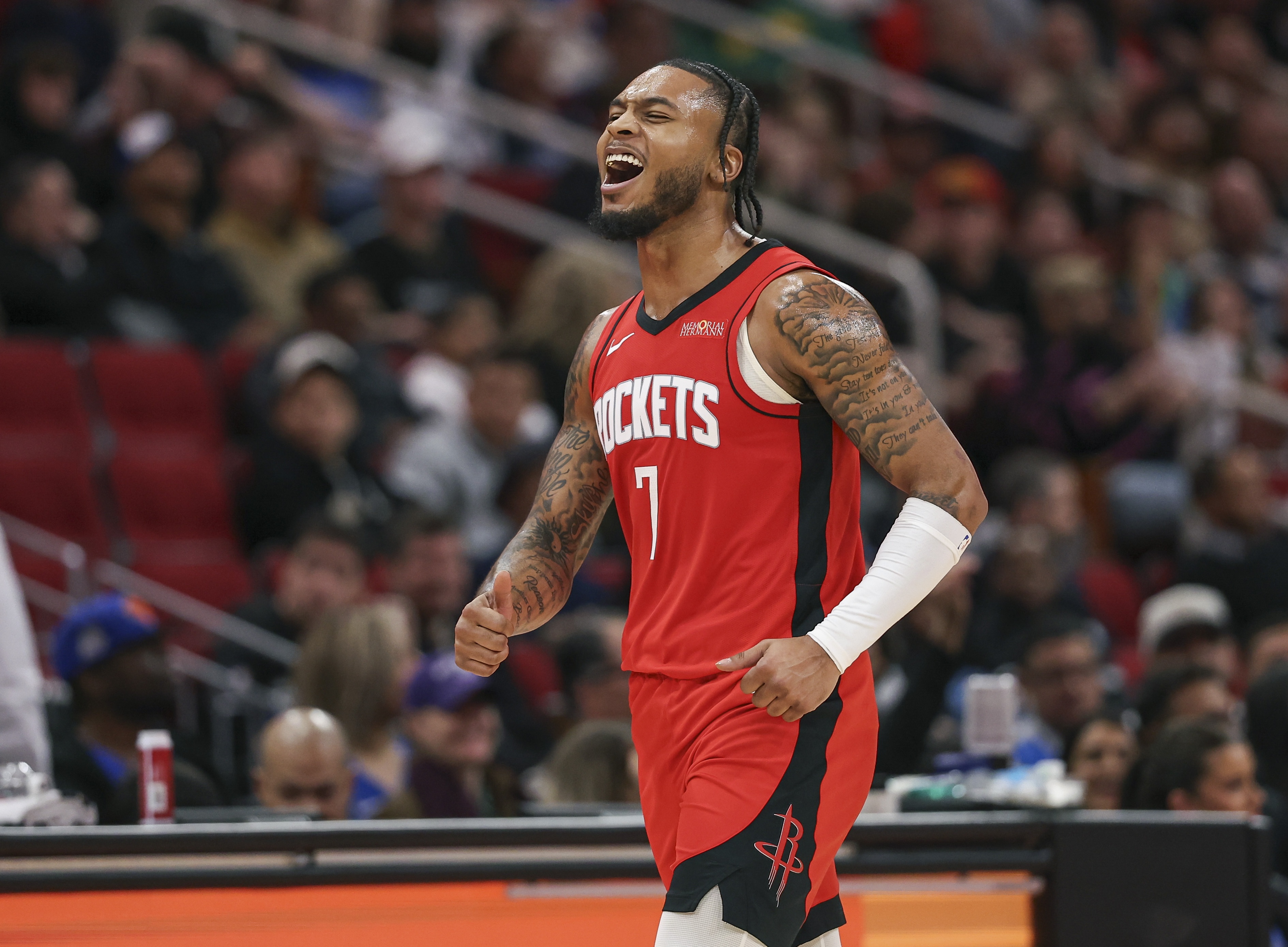 记者:惠特摩尔选秀时就想过加入奇才 他是沃尔和詹姆斯的球迷