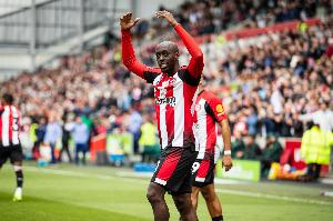 九游正版-不降价！记者：小蜜蜂已经告知纽卡，想要维萨就掏6000万英镑买