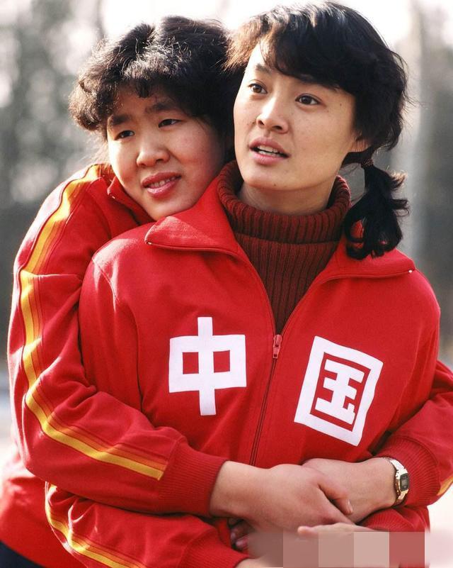九游服务-什么是中国女排精神？郎平好队友完全诠释