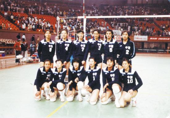 九游服务-什么是中国女排精神？郎平好队友完全诠释