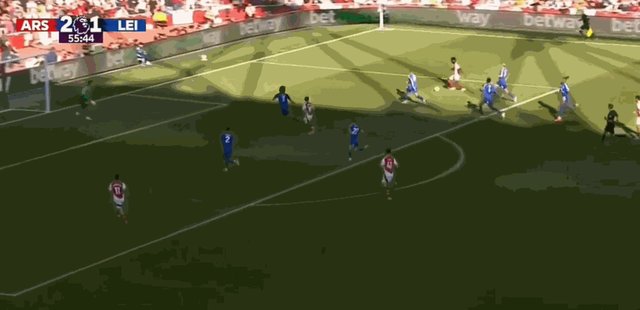 【英超】阿森纳4比2险胜莱斯特城，特罗萨尔绝杀